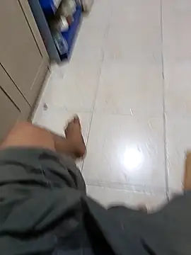 Snapshot of Rone9936 chatting on February 12, 2026, 2:28 pm Rone9936 online show from February 12, 2026, 2:28 pm