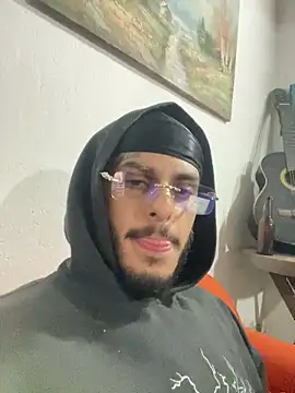 liyamjunior online show from February 21, 2026, 6:15 am