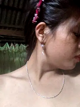 Snapshot of miumiu_sexy2x chatting on March 2, 2026, 9:27 am miumiu sexy2x online show from March 2, 2026, 9:27 am