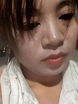 miumiu sexy2x online show from March 8, 2026, 1:11 am