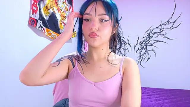 Snapshot of dollmeow chatting on February 5, 2026, 11:00 pm dollmeow online show from February 5, 2026, 11:00 pm