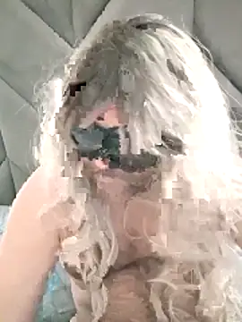 Snapshot of crisphamm chatting on February 14, 2026, 5:40 am crisphamm online show from February 14, 2026, 5:40 am