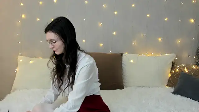 Snapshot of ThoraMarola chatting on February 6, 2026, 4:41 am ThoraMarola online show from February 6, 2026, 4:41 am