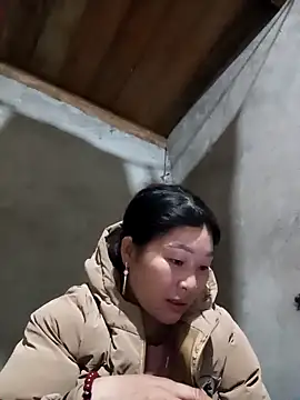 Snapshot of Nga_x9 chatting on January 14, 2026, 11:47 am Nga x9 online show from January 14, 2026, 11:47 am