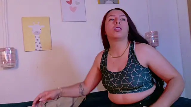 Mia C online show from February 9, 2026, 9:29 am