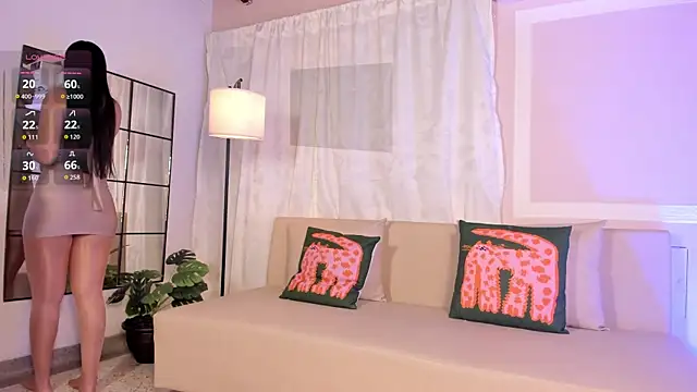 liaamoon  online show from April 13, 2026, 12:31 pm