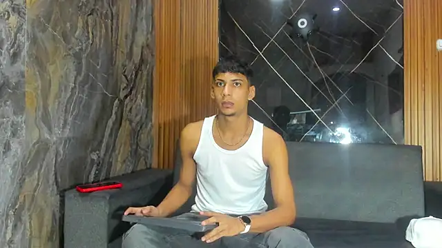 ALEX KEITH26 online show from January 19, 2026, 11:47 am