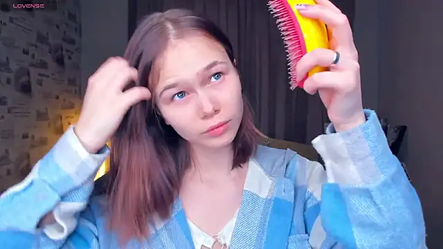 OwlLynn online show from February 2, 2026, 8:35 am