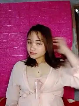 Lisakeem online show from March 25, 2026, 4:56 am