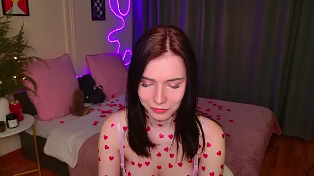 Snapshot of JinxMoon chatting on February 11, 2026, 5:35 pm JinxMoon online show from February 11, 2026, 5:35 pm