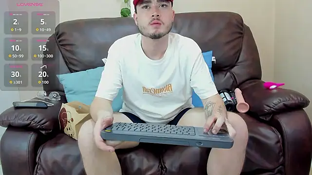 Salvattore Muller online show from March 16, 2026, 11:51 pm