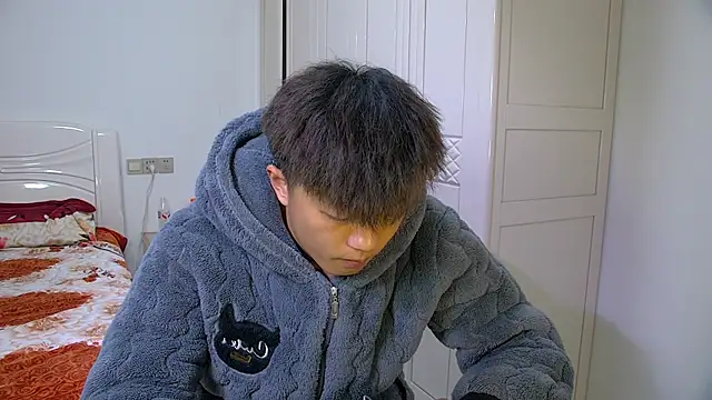 Snapshot of Chocolates-001 chatting on January 18, 2026, 10:07 am Chocolates-001 online show from January 18, 2026, 10:07 am