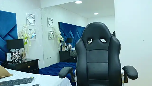 AshleyGingerr online show from February 24, 2026, 8:31 pm