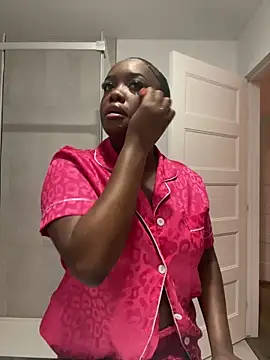 icelyne 2001 online show from April 9, 2026, 12:12 am