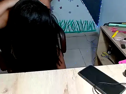 Snapshot of Im_May_ chatting on February 5, 2026, 4:25 pm Im May online show from February 5, 2026, 4:25 pm