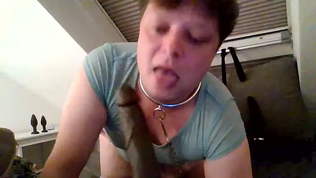 Snapshot of Leylasissyslut chatting on January 15, 2026, 8:01 pm Leylasissyslut online show from January 15, 2026, 8:01 pm