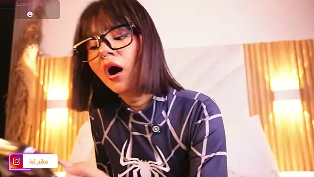Snapshot of Ivi_Aiko chatting on May 3, 2026, 12:05 am Ivi Aiko online show from May 3, 2026, 12:05 am