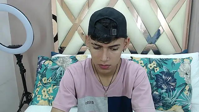 Snapshot of Astaroth_Grigori chatting on February 21, 2026, 7:27 pm Astaroth Grigori online show from February 21, 2026, 7:27 pm