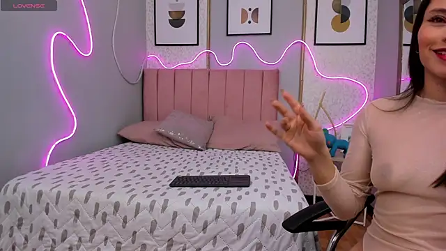 Snapshot of SAMMYLEWISMD chatting on February 12, 2026, 3:06 am SAMMYLEWISMD online show from February 12, 2026, 3:06 am