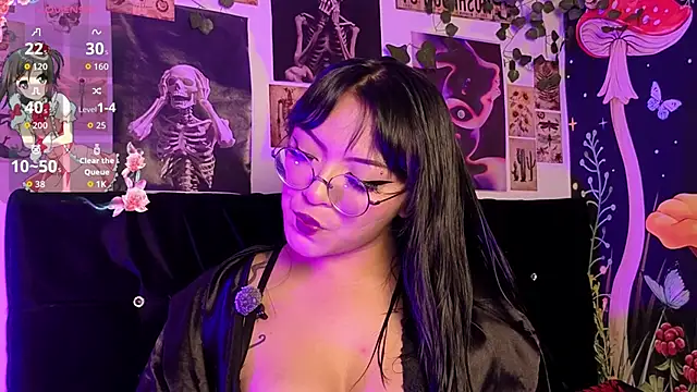 victoriia thompson online show from February 19, 2026, 8:17 pm