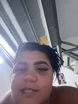 Snapshot of MorenaCariok chatting on May 2, 2026, 11:04 am MorenaCariok online show from May 2, 2026, 11:04 am