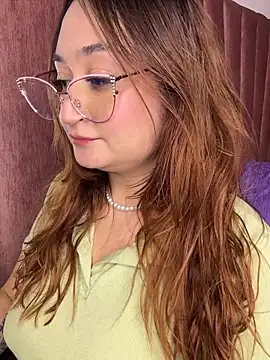 SalomeFlores online show from March 21, 2026, 8:19 am