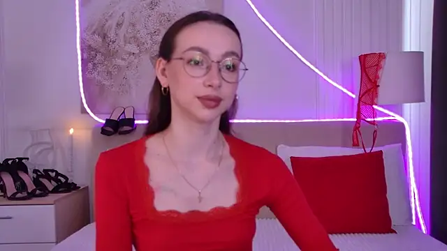 Emily Simon online show from May 25, 2026, 5:07 am