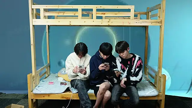 Snapshot of xiaohuangren01 chatting on January 14, 2026, 9:24 am xiaohuangren01 online show from January 14, 2026, 9:24 am