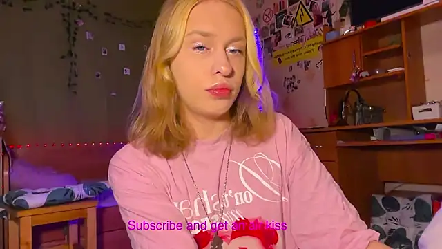 Snapshot of miss_barbie111 chatting on February 3, 2026, 6:11 am miss barbie111 online show from February 3, 2026, 6:11 am