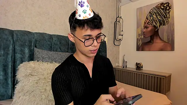 Snapshot of Alhan_Twink chatting on June 2, 2026, 5:40 am Alhan Twink online show from June 2, 2026, 5:40 am