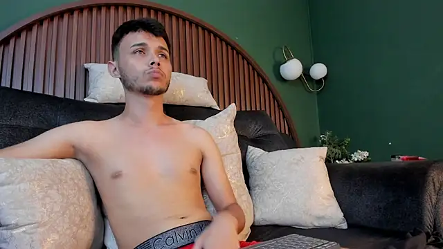 Alhan Twink online show from March 29, 2026, 4:36 am