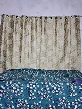 Forest Queen online show from February 28, 2026, 5:45 pm