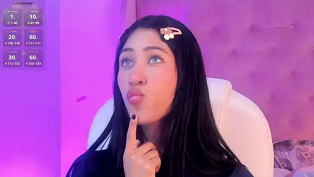 Snapshot of internett_sweetheart chatting on February 20, 2026, 5:37 am internett sweetheart online show from February 20, 2026, 5:37 am