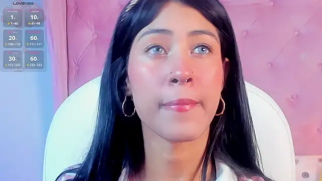 Snapshot of internett_sweetheart chatting on February 27, 2026, 4:45 am internett sweetheart online show from February 27, 2026, 4:45 am