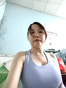 Snapshot of Famrita chatting on January 17, 2026, 6:39 am Famrita online show from January 17, 2026, 6:39 am