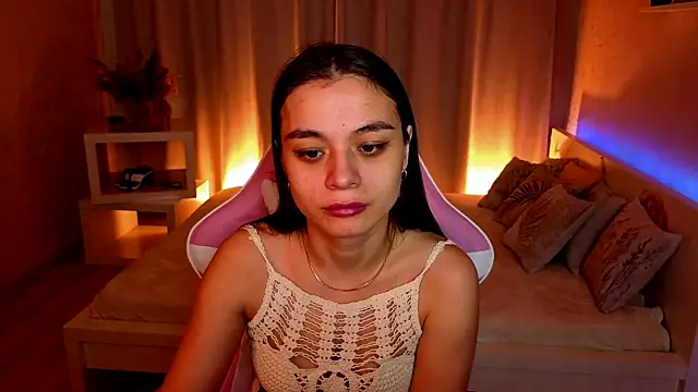 Kim Bless online show from April 14, 2026, 1:43 am