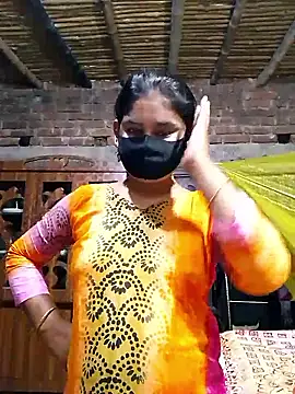 Hot Sweeti online show from April 2, 2026, 10:49 pm