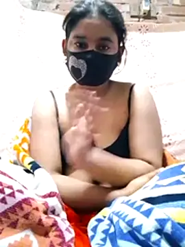 Snapshot of Hot_Sweeti chatting on February 7, 2026, 11:07 am Hot Sweeti online show from February 7, 2026, 11:07 am