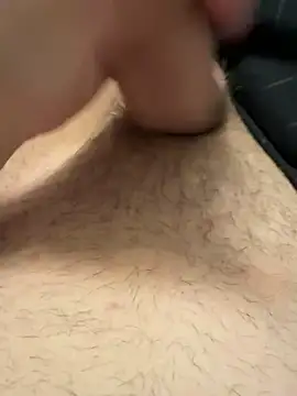 Mikedauerqeil online show from April 7, 2026, 5:09 am