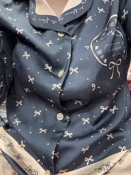 Snapshot of Donna9696 chatting on February 27, 2026, 3:34 pm Donna9696 online show from February 27, 2026, 3:34 pm