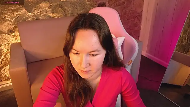 Snapshot of SindieStorm chatting on February 11, 2026, 1:49 am SindieStorm online show from February 11, 2026, 1:49 am