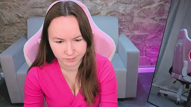 Snapshot of SindieStorm chatting on January 19, 2026, 1:53 am SindieStorm online show from January 19, 2026, 1:53 am