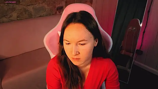 Snapshot of SindieStorm chatting on February 17, 2026, 1:47 am SindieStorm online show from February 17, 2026, 1:47 am