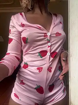 NaughtyShawdy online show from April 8, 2026, 6:15 am