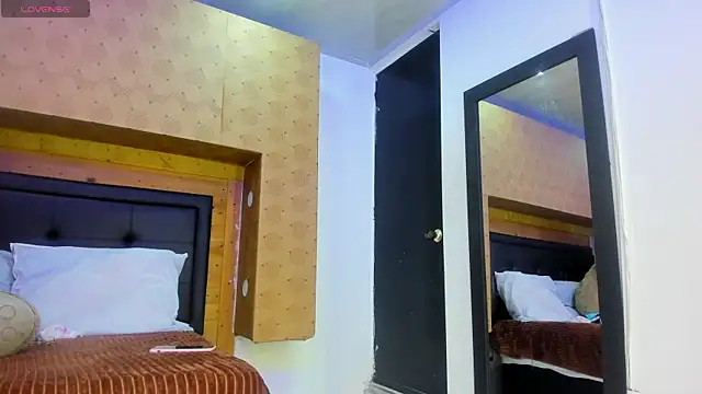 Snapshot of Samantha_Blaze1 chatting on February 18, 2026, 11:39 am Samantha Blaze1 online show from February 18, 2026, 11:39 am