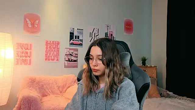 Snapshot of dinnerwithflowers chatting on February 10, 2026, 12:59 pm dinnerwithflowers online show from February 10, 2026, 12:59 pm