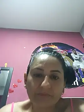 Snapshot of Luna_seductora12 chatting on February 11, 2026, 3:39 am Luna seductora12 online show from February 11, 2026, 3:39 am