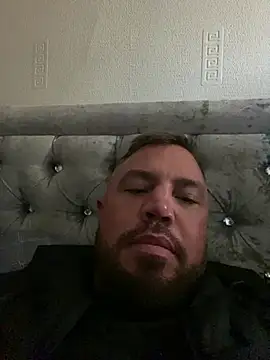 Snapshot of mancguy20 chatting on August 5, 2026, 5:18 pm mancguy20 online show from August 5, 2026, 5:18 pm