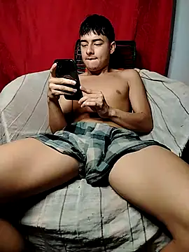 attractive-sexx online show from February 15, 2026, 1:21 pm