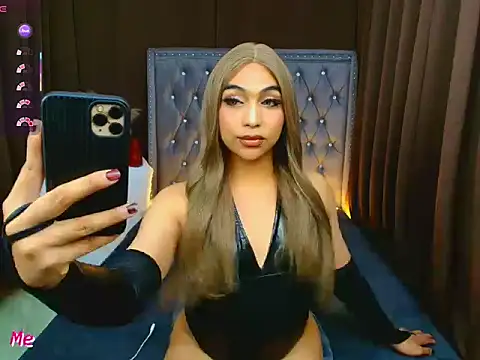 Clea Moore online show from February 24, 2026, 6:03 am